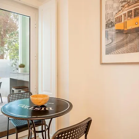 Guestready - Glorious Near Miradouro Da Graca * Lisboa